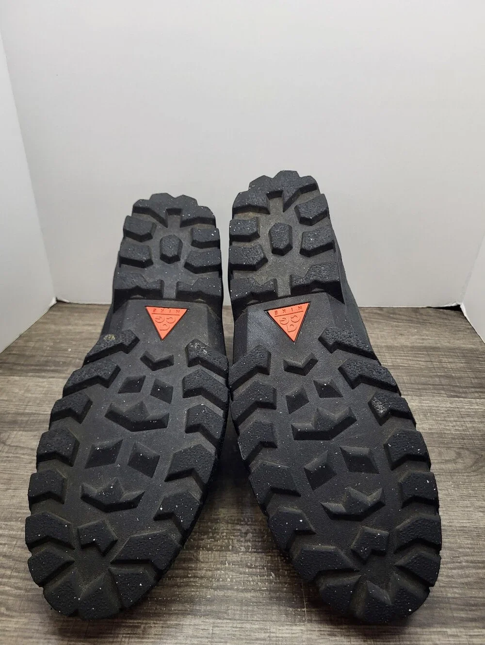 Nike ACG All Conditions Gear Low Top Boots Leather 185065-081 Mens Size 16